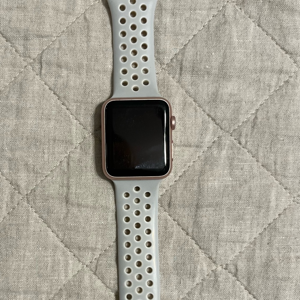 Rose Series 1 Apple Watch 42 mm